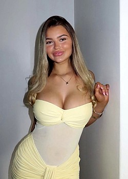 Sara Kelly (Sarakelzo)